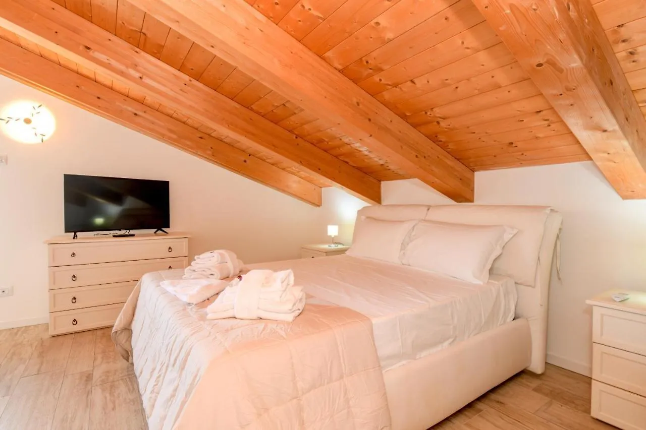 Rosa Del Lago Apartment Peschiera del Garda Italien