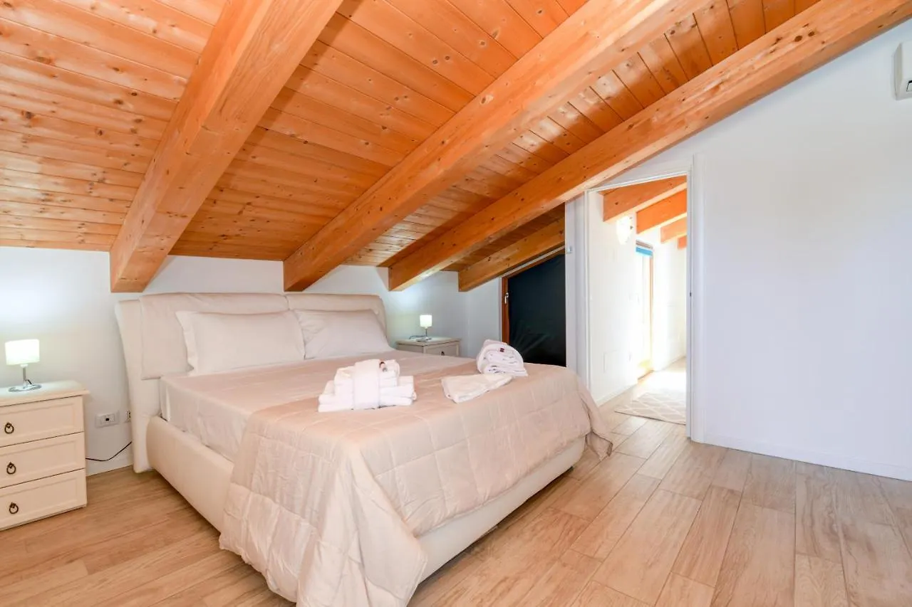Rosa Del Lago Apartment Peschiera del Garda