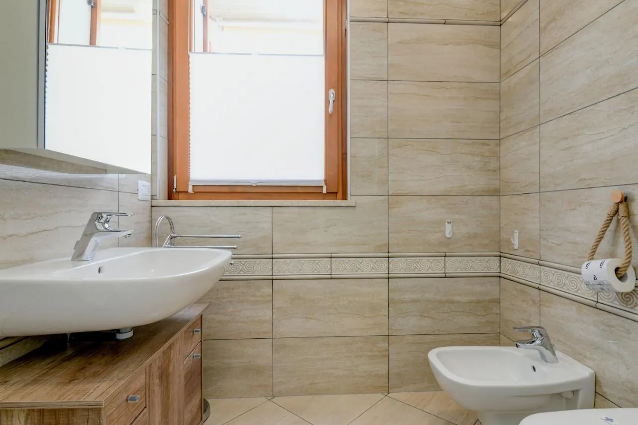 Rosa Del Lago Apartment Peschiera del Garda Italien