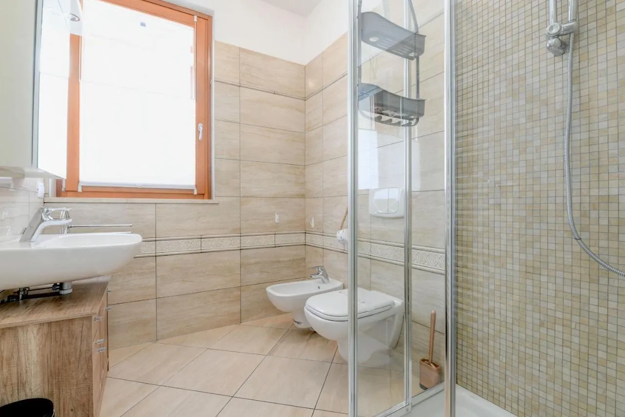 Rosa Del Lago Apartment Peschiera del Garda
